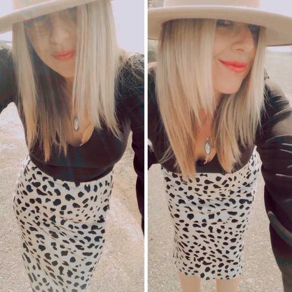 ✨Beige CHEETAH MAXI FLORAL SKIRT✨ - Picture 7 of 8